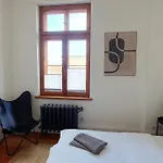 Stadtvilla An Der Viergelindenbruecke *