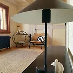 Stadtvilla An Der Viergelindenbruecke *