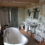 Stadtvilla An Der Viergelindenbruecke Проживание в семье *