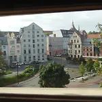 Stadtvilla An Der Viergelindenbruecke