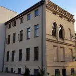 Stadtvilla An Der Viergelindenbruecke *