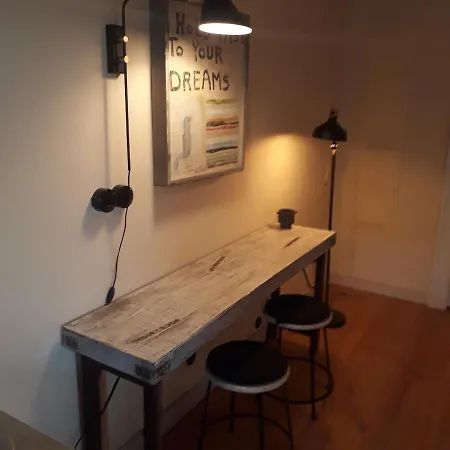 Stadtvilla An Der Viergelindenbruecke Homestay *