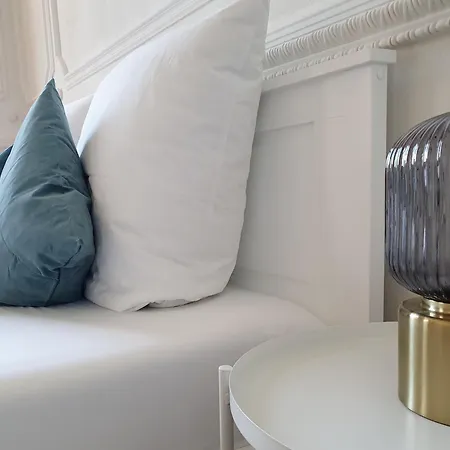 Stadtvilla An Der Viergelindenbruecke Rostock