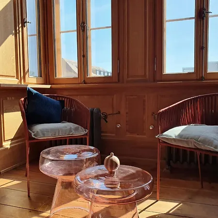 Stadtvilla An Der Viergelindenbruecke