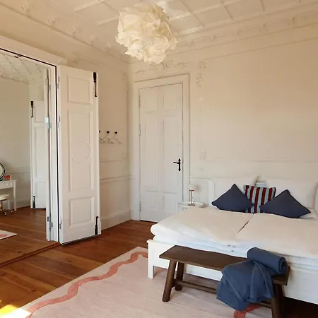 Stadtvilla An Der Viergelindenbruecke Ubytování v soukromí