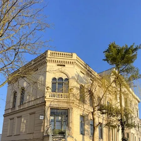 Проживание в семье Stadtvilla An Der Viergelindenbruecke