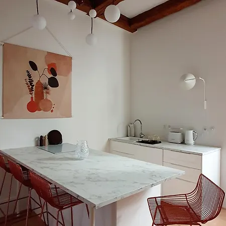 Stadtvilla An Der Viergelindenbruecke Ubytování v soukromí Rostock