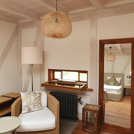Homestay Stadtvilla An Der Viergelindenbruecke *