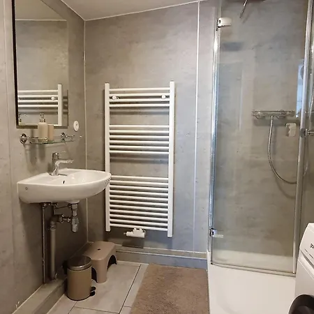 Stadtvilla An Der Viergelindenbruecke *