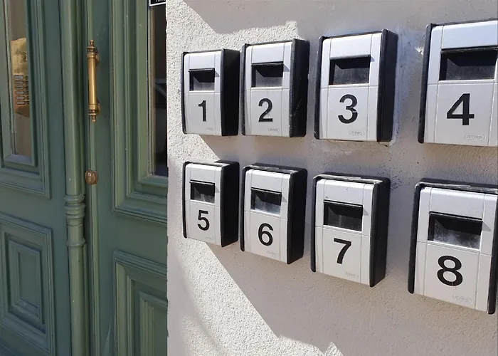 Stadtvilla An Der Viergelindenbrücke * Rostock