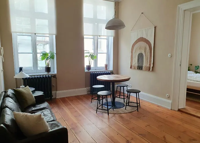 Stadtvilla An Der Viergelindenbruecke Rum i privatbostad Rostock